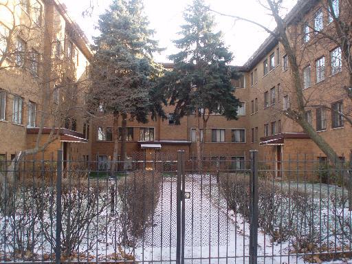 7349 N Ridge Blvd. #GB, Chicago, IL 60645