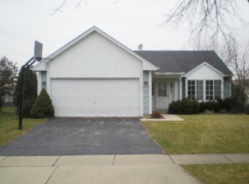 1320 Walden St., Elgin, IL 60120