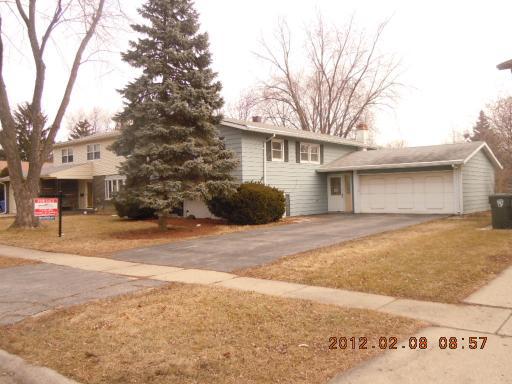 1441 S Fern Dr., Mount Prospect, IL 60056