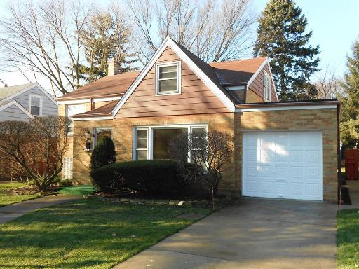 530 S Madison Ave., La Grange, IL 60525