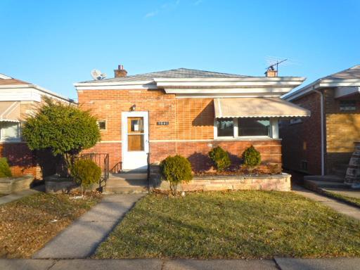 3841 S Oak Park Ave., Berwyn, IL 60402