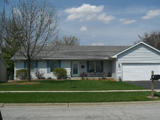 2111 Highland Dr., Sycamore, IL 60178