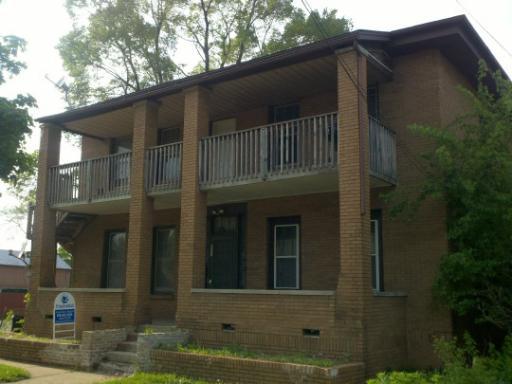 604 15th Ave., Rockford, IL 61102