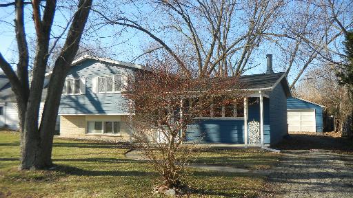 570 Mchenry Ave., Crystal Lake, IL 60014