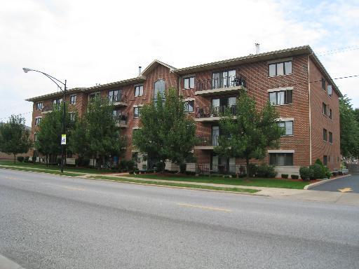 3730 W 111th St. #405, Chicago, IL 60655