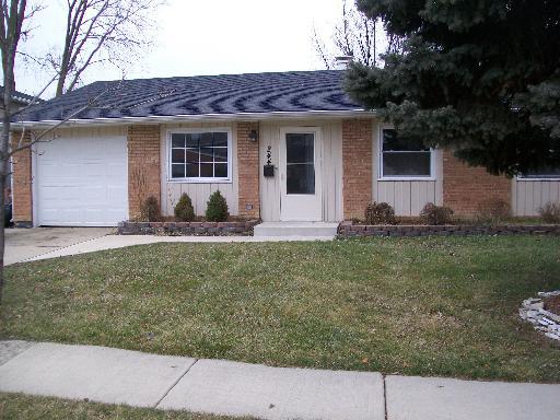 244 E Lincoln Ave., Glendale Heights, IL 60139