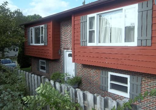 345 Alpine Dr., Round Lake, IL 60073