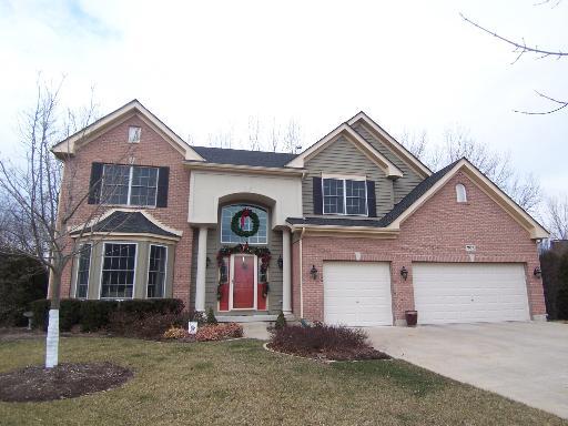 793 Wedgewood Dr., Crystal Lake, IL 60014