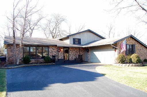 618 Hawthorne Rd., Frankfort, IL 60423