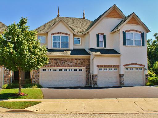 416 E Bay Tree Cir., Vernon Hills, IL 60061