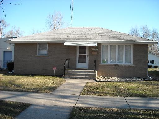 1320 S 6th Ave., Kankakee, IL 60901
