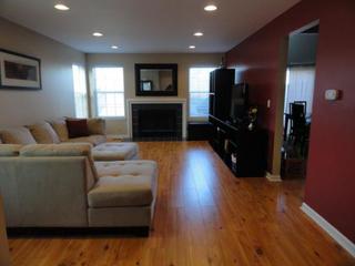 1400 Derby Ln., Mundelein, IL 60060