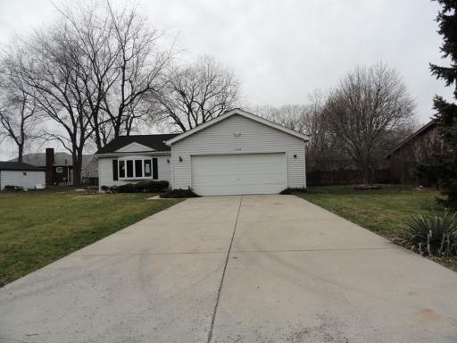 17424 Lathrop Ave., East Hazel Crest, IL 60429