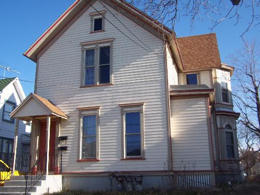 267 S Channing St., Elgin, IL 60120