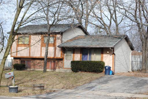 257 Malibu Dr., Bolingbrook, IL 60440