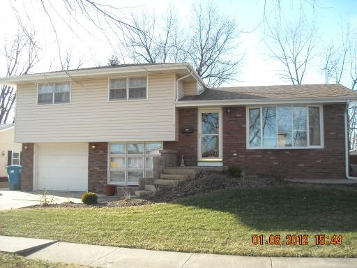 463 Cleveland Ave., Bourbonnais, IL 60914