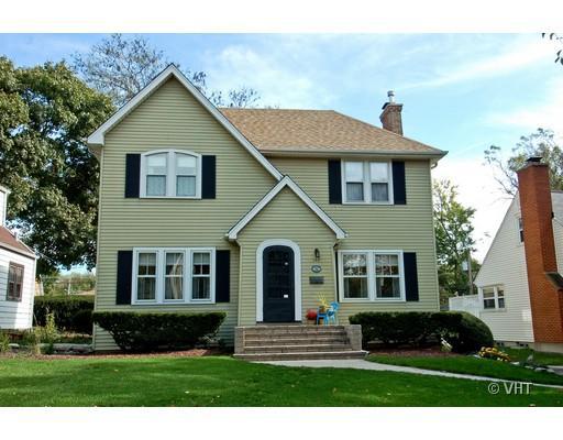 155 East Rd., Glen Ellyn, IL 60137
