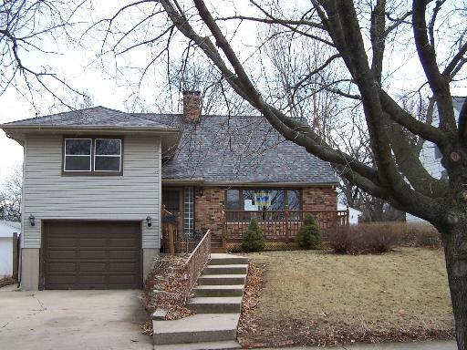 908 29th St., Rockford, IL 61108