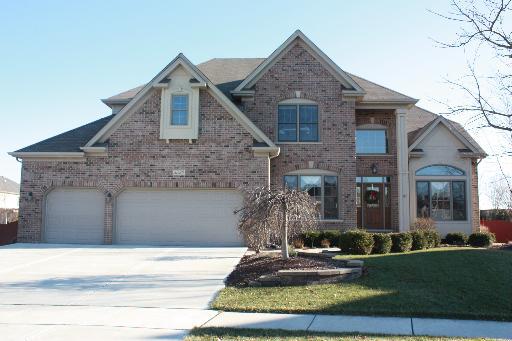 5532 Bergamot Ln., Naperville, IL 60564