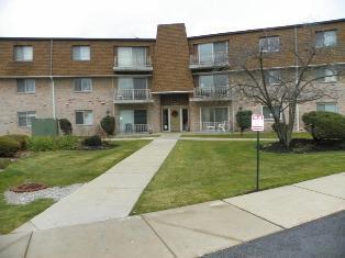 3240 N Manor Dr. #129, Lansing, IL 60438