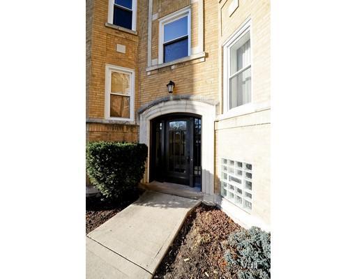 1529 W Rosemont Ave. #1N, Chicago, IL 60660