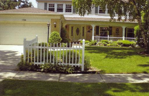 1706 S Surrey Ridge Dr., Arlington Heights, IL 60005