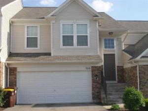 672 Pointe Dr., Crystal Lake, IL 60014