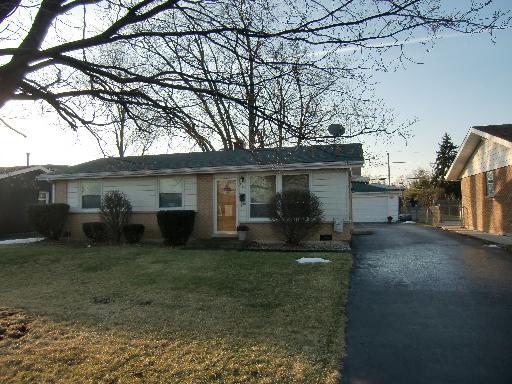 5543 Parkview Ct., Crestwood, IL 60445