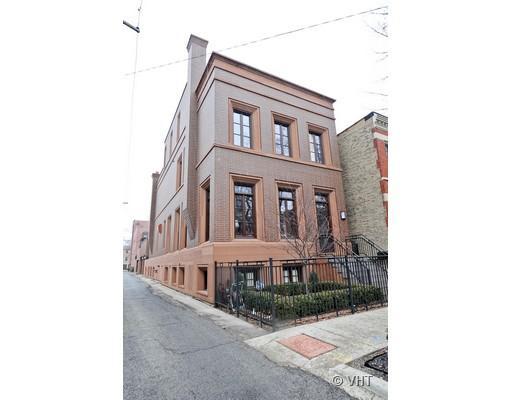 2214 N Magnolia St., Chicago, IL 60614