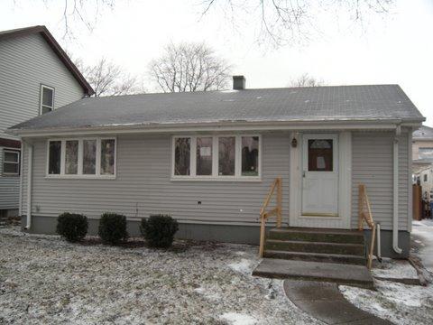 2383 Magnolia Ave., Des Plaines, IL 60018