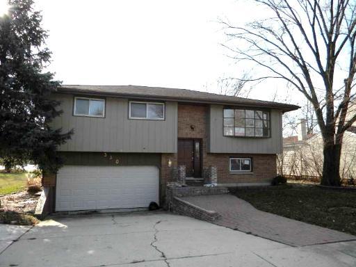 350 Waxwing Ave., Naperville, IL 60565
