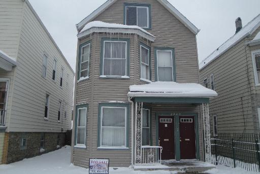 2910 N Avers Ave., Chicago, IL 60618