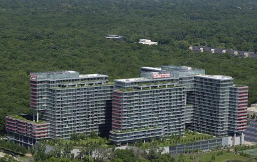 9655 Woods Dr. #902, Skokie, IL 60077