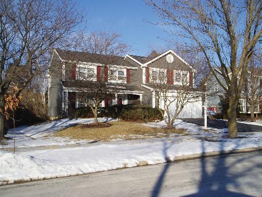 27w040 Walnut Dr., Winfield, IL 60190