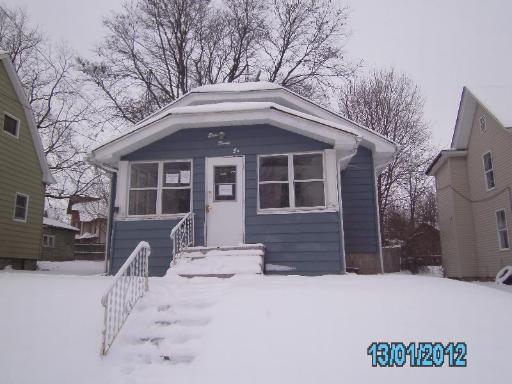826 Hovey Ave., Rockford, IL 61103