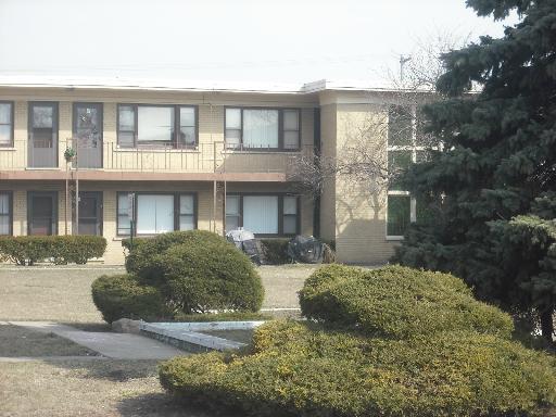 30 King Arthur Ct. #12, Northlake, IL 60164