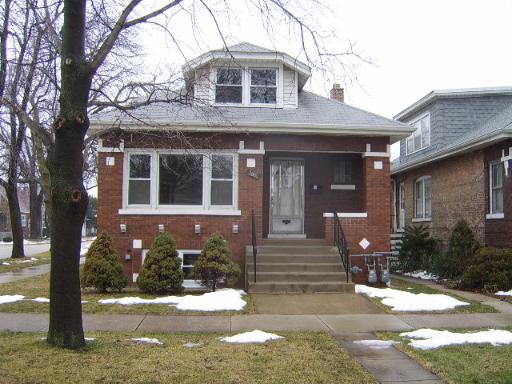 3448 S Elmwood Ave., Berwyn, IL 60402