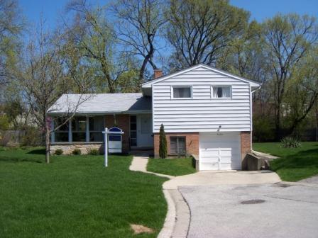 3036 Barclay Ln., Wilmette, IL 60091
