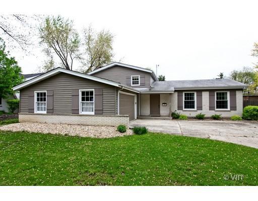 1264 Sandpiper Ln., Naperville, IL 60540
