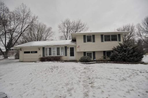 1022 Mercury Ct., Schaumburg, IL 60193