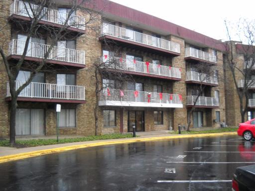 5400 Astor Ln. #309, Rolling Meadows, IL 60008