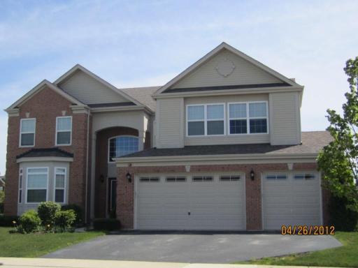 5961 Chatham Dr., Hoffman Estates, IL 60192