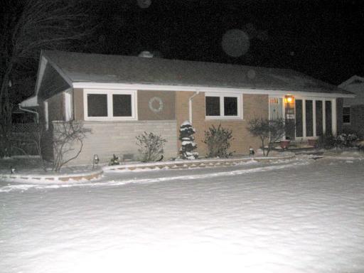 8361 Lockwood Ave., Burbank, IL 60459
