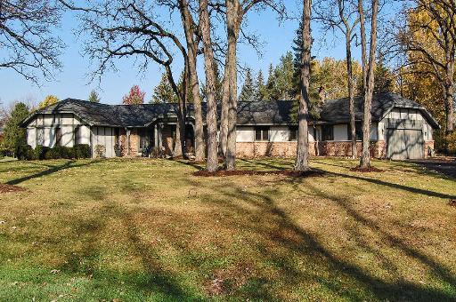 3 Bruce Circle South, Hawthorn Woods, IL 60047