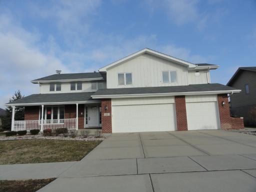 8506 Monaghan Dr., Tinley Park, IL 60477