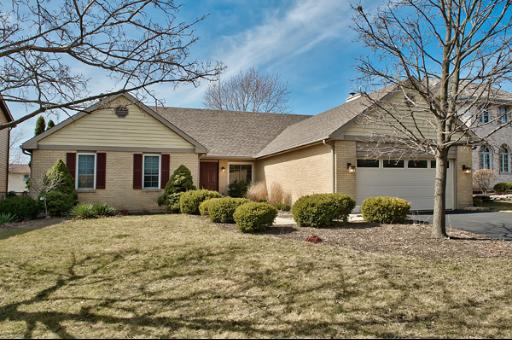 1008 Williamsburg St., Westmont, IL 60559