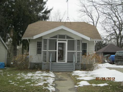 958 Cookane Ave., Elgin, IL 60120
