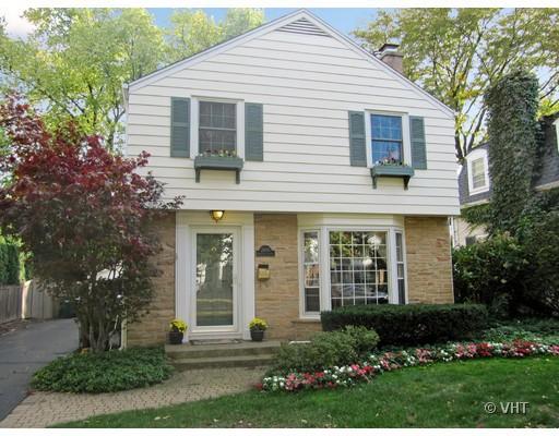 2005 Greenwood Ave., Wilmette, IL 60091