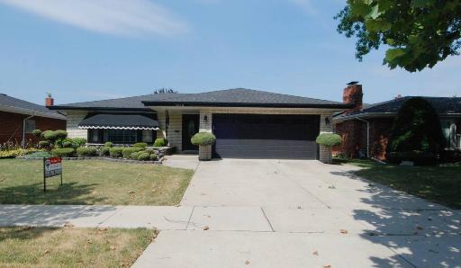 9624 S Kolin Ave., Oak Lawn, IL 60453