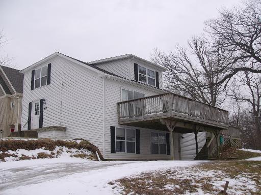 903 Peter, Mchenry, IL 60050